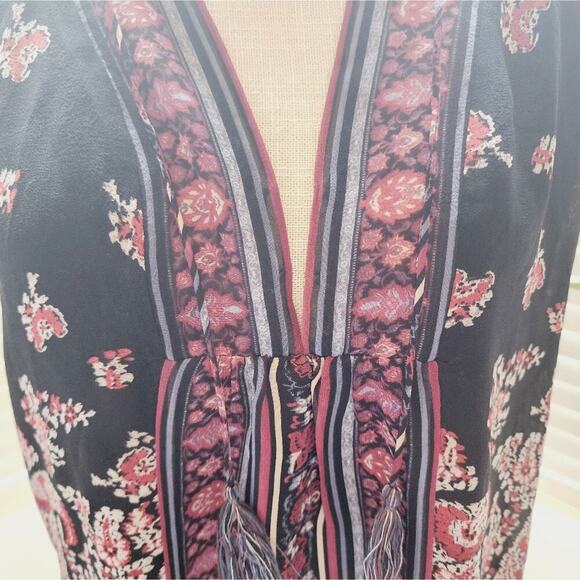 JOIE V NECK FLORAL W TASSELS BLACK/RED SIZE XS - Picture 2 of 6